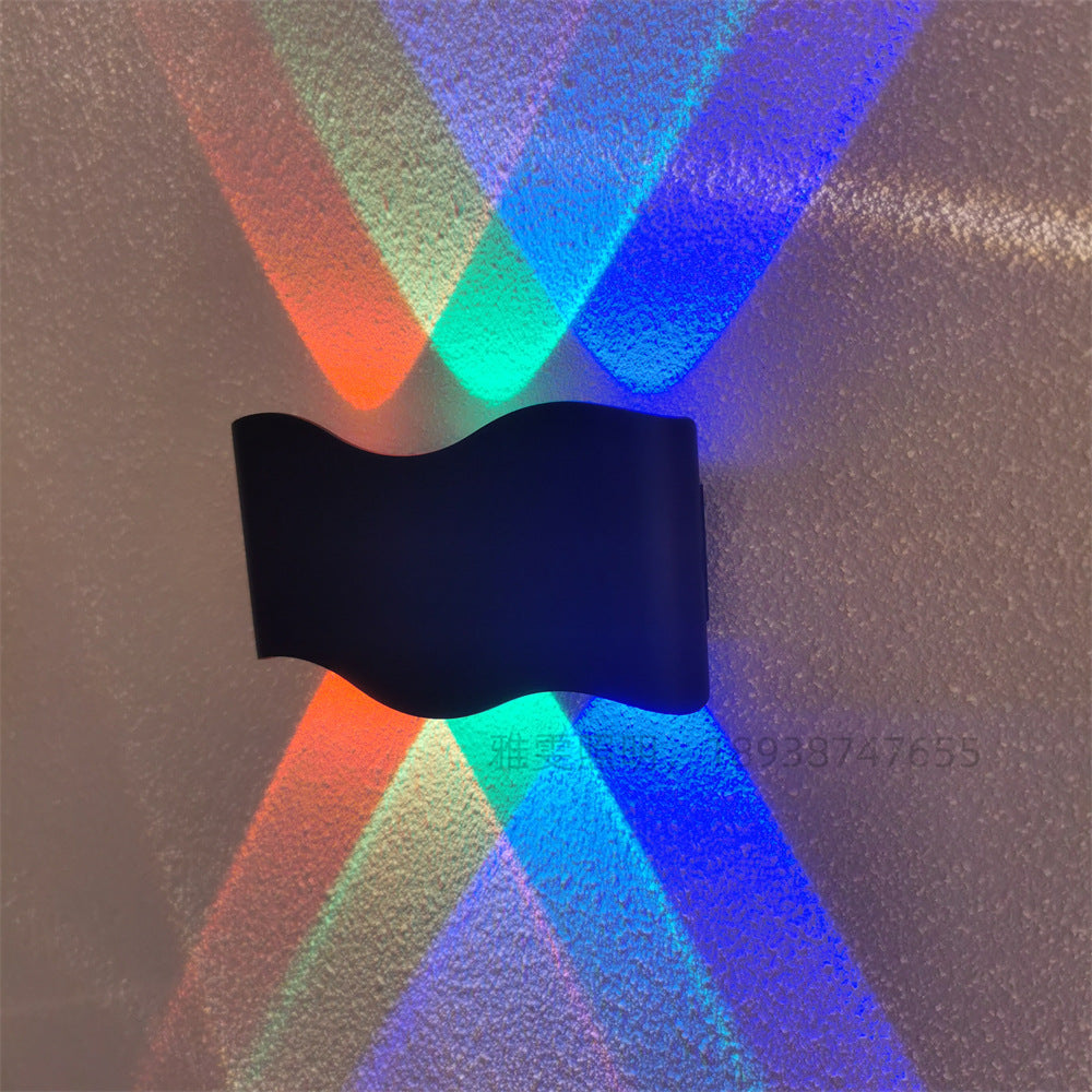 Modern Minimalist Outdoor LED Wall Light - Aluminum, 1-Piece Warm Home View