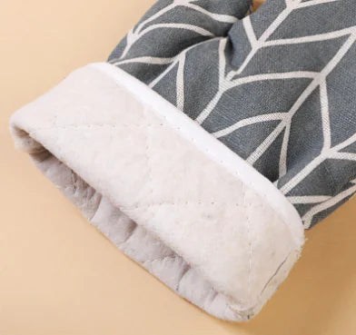 Heat Resistant Kitchen Gloves