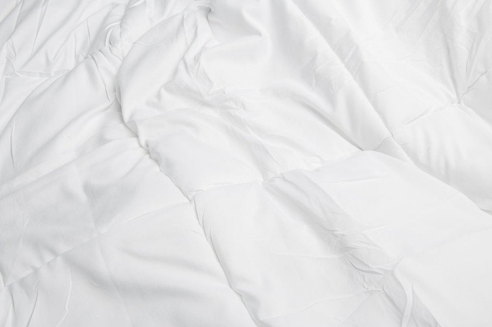 White Twin Microfiber Thread Count Down Alternative Duvet Insert  Warm Home View
