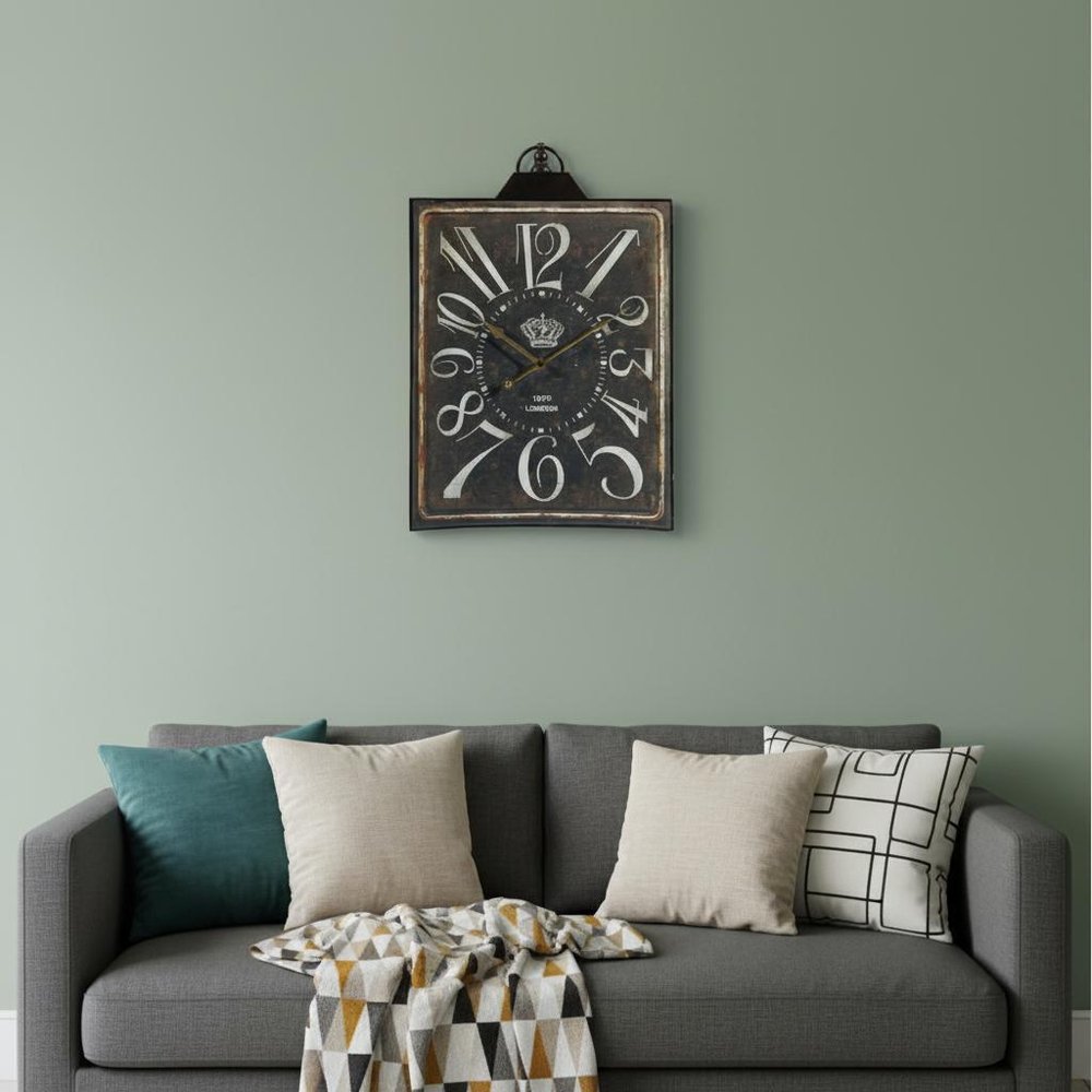 Vintage Style Black and White Iron Wall Clock  Warm Home View