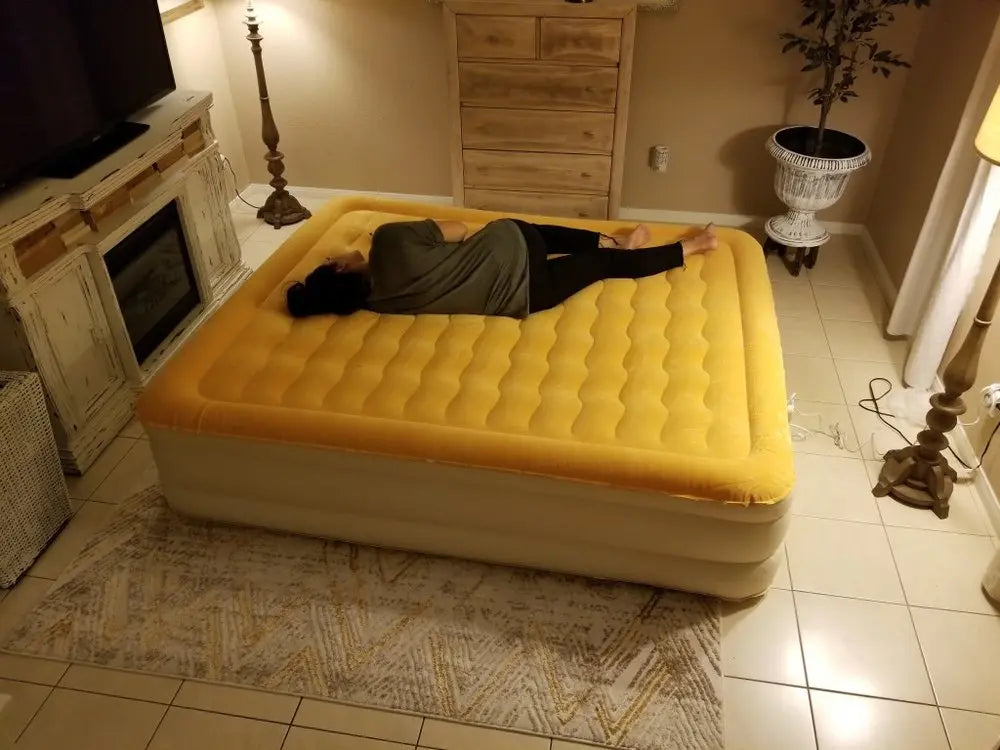 Dreamy Golden Inflatable Queen Size Air Mattress  Warm Home View