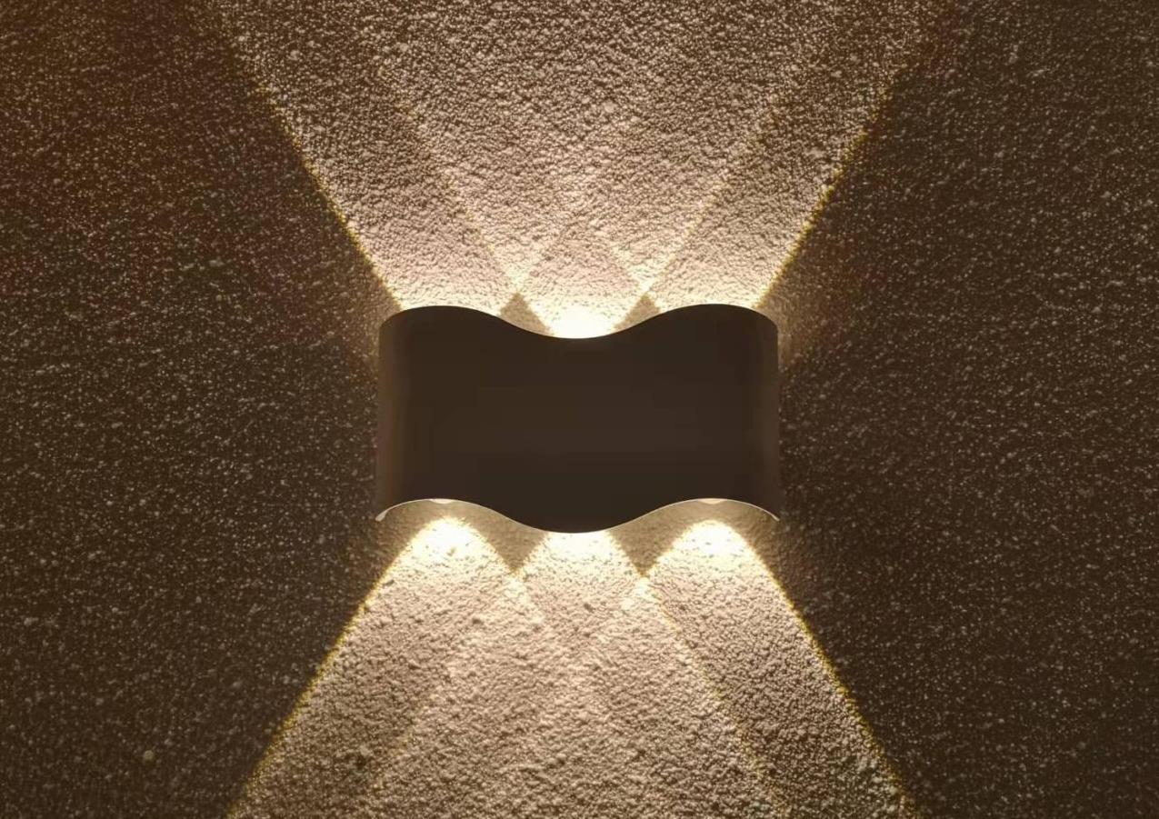 Modern Minimalist Outdoor LED Wall Light - Aluminum, 1-Piece  Warm Home View