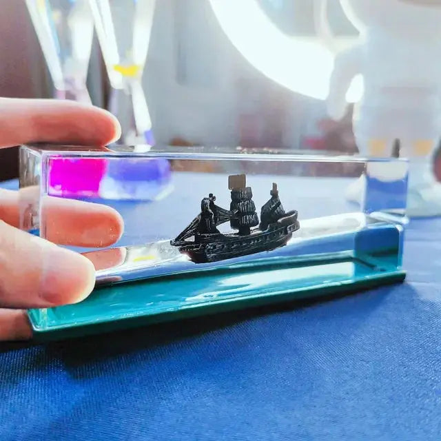 Creative Cruise Ship Fluid Drift Bottle  Warm Home View